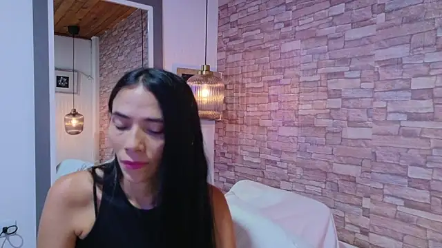 Martina thompson69 online show from March 20, 3:35 pm