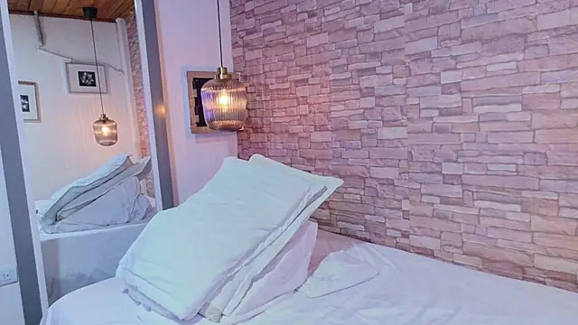 Martina thompson69 online show from March 13, 4:01 pm