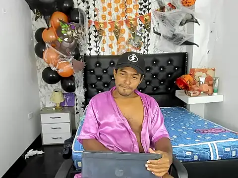 Adam Morgan2 online show from October 29, 5:28 am