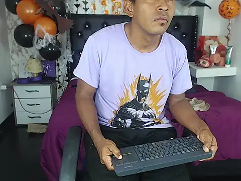 Adam Morgan2 online show from October 23, 6:45 am