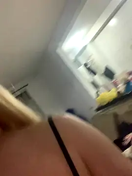 loiragoxtosinnha online show from November 1, 1:12 am