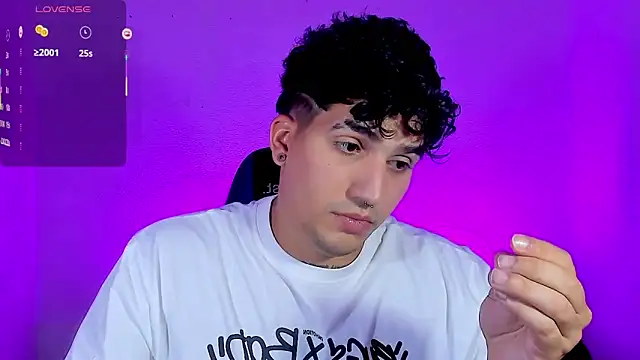 Saturn boy online show from November 7, 10:13 pm