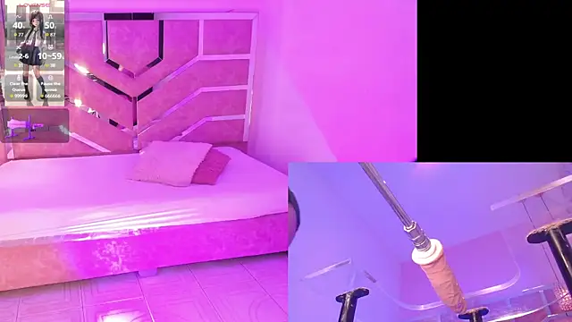 NovaLyn online show from November 28, 9:04 pm