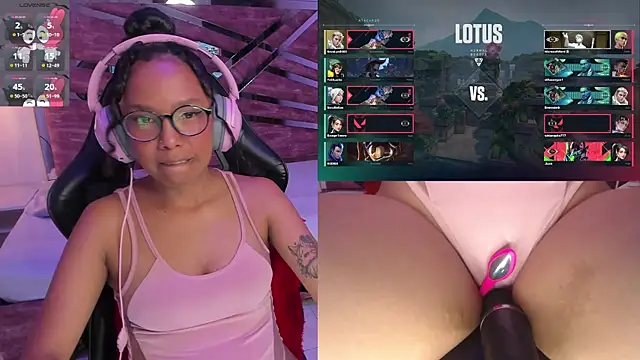 NovaLyn online show from November 10, 4:06 am