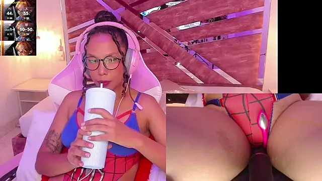 NovaLyn online show from October 25, 4:33 am