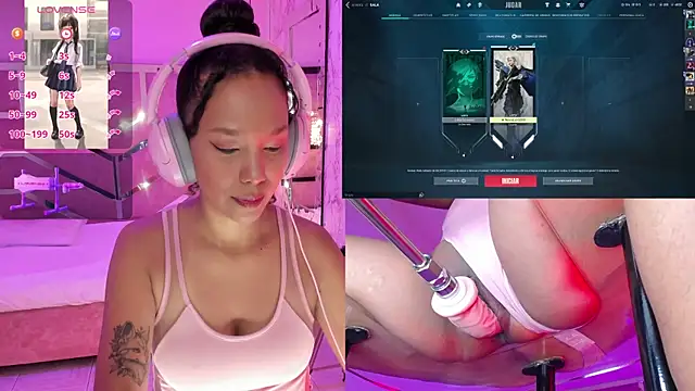 NovaLyn online show from December 2, 8:54 pm