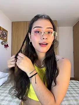 Snapshot of CatadeLuca chatting on September 10, 2:38 pm CatadeLuca online show from September 10, 2:38 pm