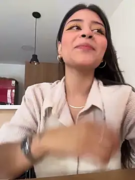 CatadeLuca online show from March 4, 3:42 pm