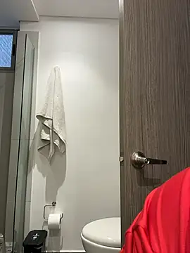 Snapshot of CatadeLuca chatting on October 27, 6:53 pm CatadeLuca online show from October 27, 6:53 pm