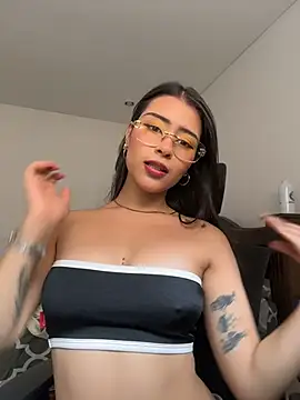 CatadeLuca online show from April 11, 3:49 pm