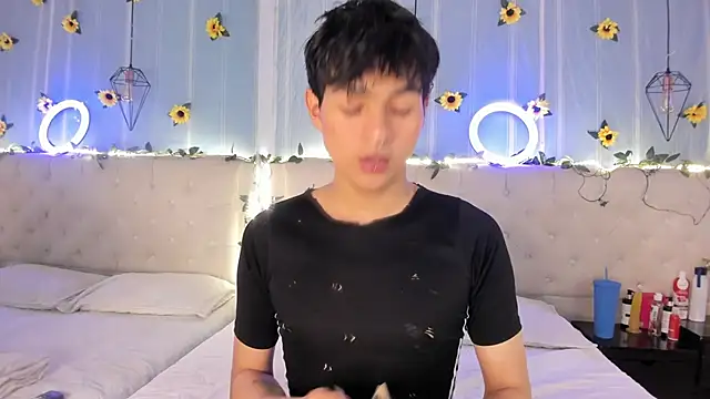 AleAurarashi online show from November 13, 4:38 am