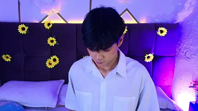 AleAurarashi online show from April 17, 3:20 am