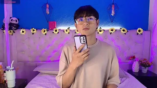 AleAurarashi online show from April 5, 2:40 am