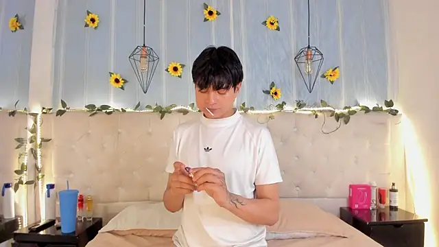 AleAurarashi online show from October 6, 7:47 pm