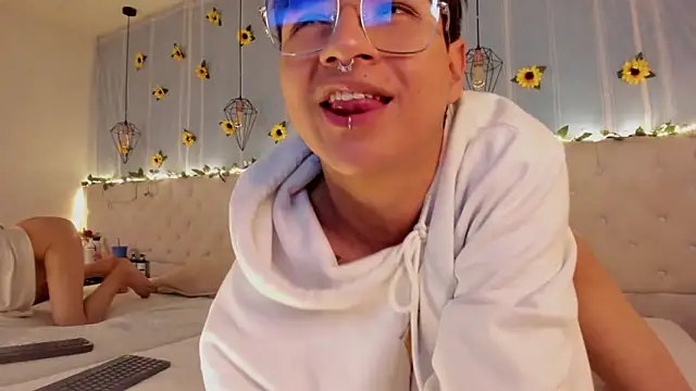 AleAurarashi online show from October 30, 3:38 am