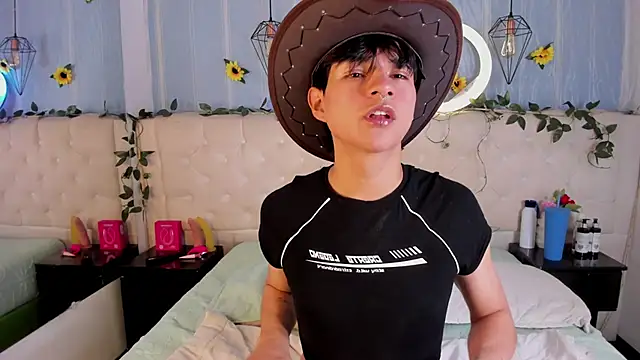 AleAurarashi online show from November 21, 3:38 am