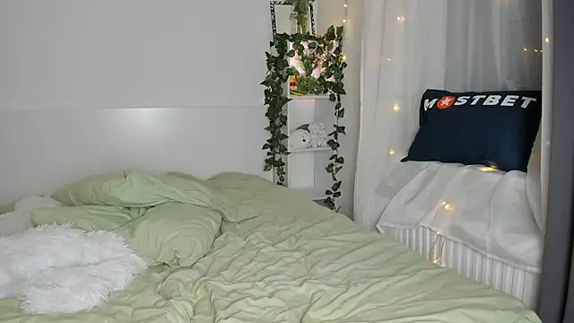 lilkimch online show from March 3, 2:02 pm