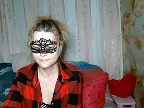 Miss Nona online show from December 17, 1:38 pm