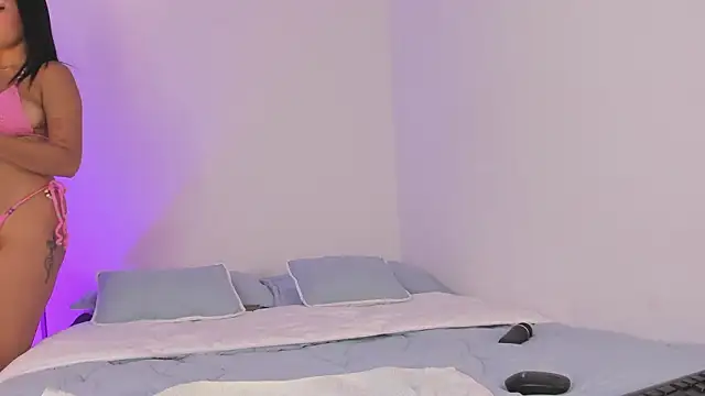 elzafuentes1 online show from February 6, 8:49 pm