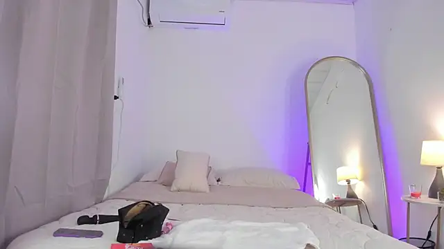 elzafuentes1 online show from October 29, 7:57 pm