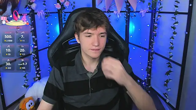 Snapshot of Ethan_Rivers chatting on September 23, 5:47 am Ethan Rivers online show from September 23, 5:47 am
