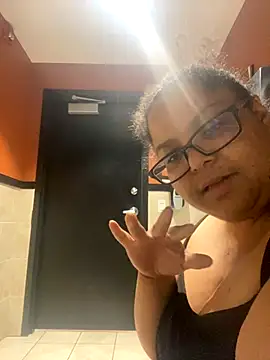 wishuhope4 online show from December 3, 8:19 pm