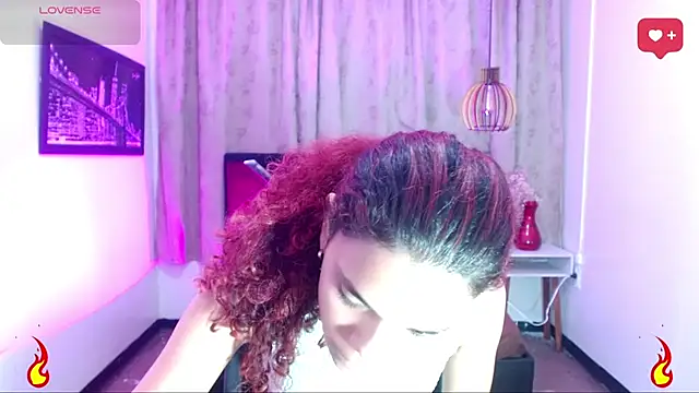 Snapshot of luisa__torres chatting on June 10, 3:30 am luisa torres online show from June 10, 3:30 am
