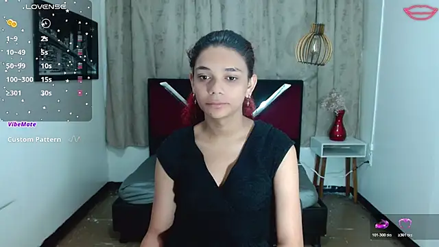 Snapshot of luisa__torres chatting on July 5, 3:22 am luisa torres online show from July 5, 3:22 am