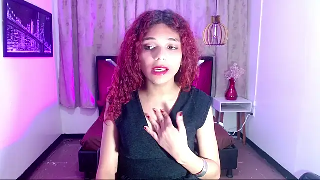 Snapshot of luisa__torres chatting on June 25, 5:12 am luisa torres online show from June 25, 5:12 am
