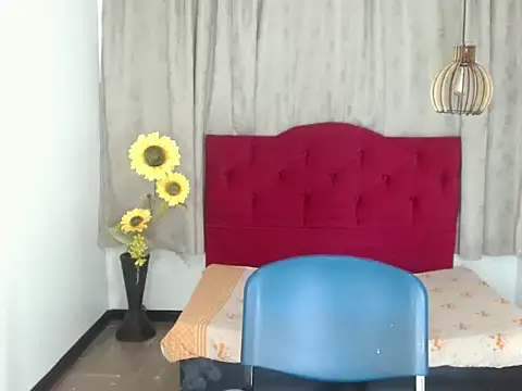 luisa  torres online show from December 19, 3:21 am