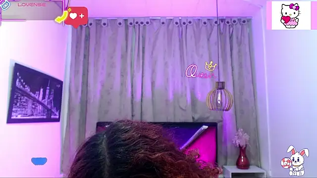 Snapshot of luisa__torres chatting on June 18, 3:27 am luisa torres online show from June 18, 3:27 am