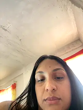 Messy-diana21 online show from November 30, 8:09 pm