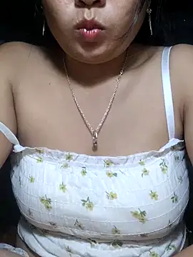 Snapshot of Angela-babyxx chatting on October 27, 1:45 pm Angela-babyxx online show from October 27, 1:45 pm