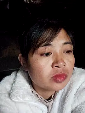 Snapshot of Angela-babyxx chatting on December 14, 1:23 am Angela-babyxx online show from December 14, 1:23 am