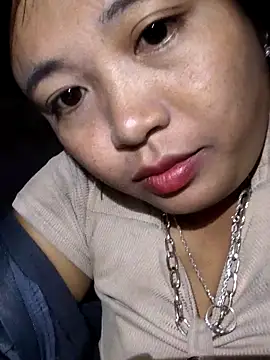 Snapshot of Angela-babyxx chatting on October 24, 4:11 am Angela-babyxx online show from October 24, 4:11 am