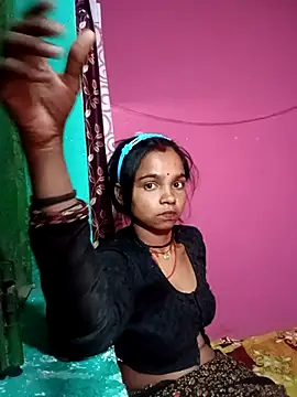 Snapshot of HotPiya439 chatting on October 9, 9:54 am HotPiya439 online show from October 9, 9:54 am