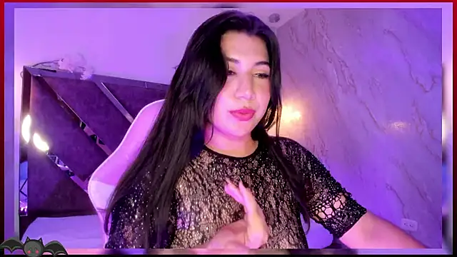 Snapshot of BBWCloe_ chatting on October 7, 3:29 am BBWCloe online show from October 7, 3:29 am