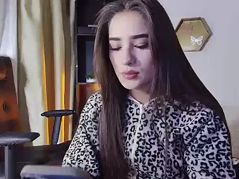 Snapshot of StefannyCipriani chatting on September 11, 12:43 am StefannyCipriani online show from September 11, 12:43 am
