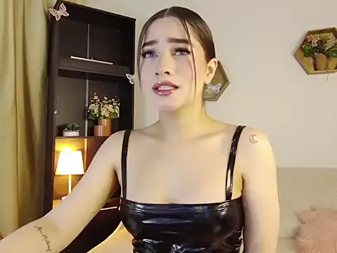 Snapshot of StefannyCipriani chatting on November 23, 12:20 am StefannyCipriani online show from November 23, 12:20 am