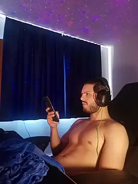 EyesNeverLies online show from December 1, 10:49 am