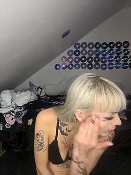 FluffySlutt online show from September 18, 2:31 pm