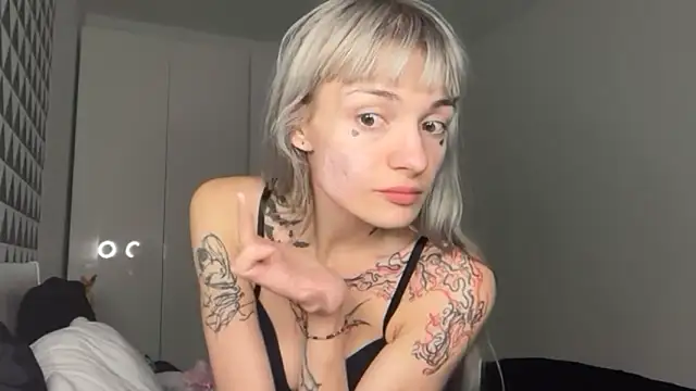 FluffySlutt online show from October 7, 10:55 pm