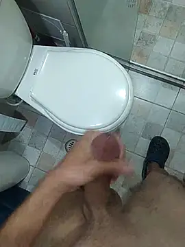 Dani3l17  online show from September 9, 6:17 pm