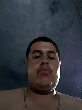 Snapshot of Jovenlechoso2044 chatting on October 8, 7:43 am Jovenlechoso2044 online show from October 8, 7:43 am