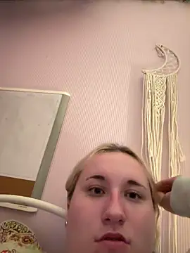 imawhorenslut19 online show from April 10, 3:35 am