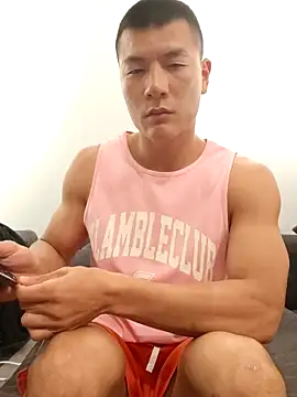 Snapshot of AAASuck chatting on October 4, 2:40 pm AAASuck online show from October 4, 2:40 pm