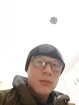 AAASuck online show from January 9, 1:51 pm