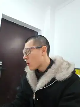 AAASuck online show from January 17, 1:26 pm