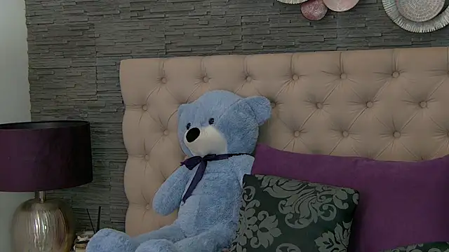 VannyFoxx online show from November 9, 8:02 pm