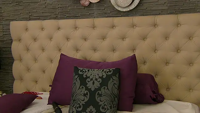 VannyFoxx online show from September 27, 6:58 pm